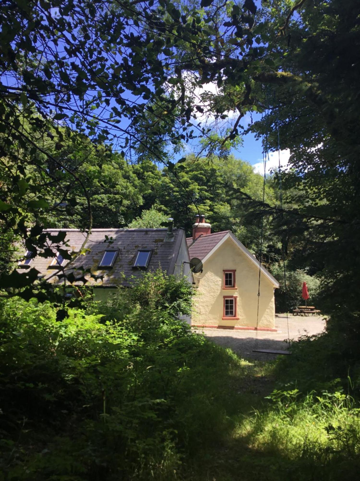 Traditional 18Th Century Converted Stables Wexford Exterior foto
